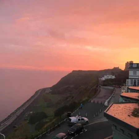 Apartment Denelea - Stunning Sea Views!