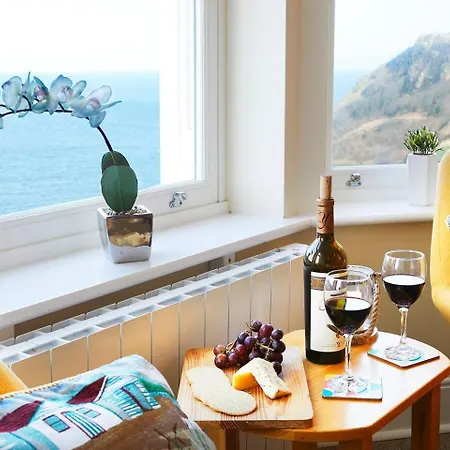 Denelea - Stunning Sea Views! Apartment