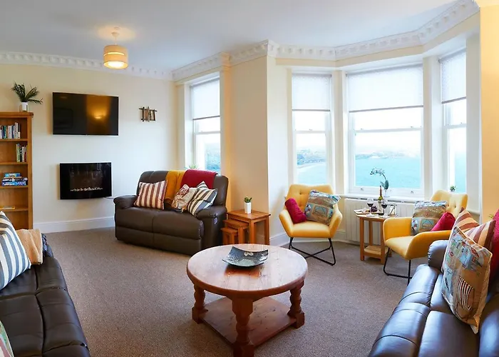 Denelea - Stunning Sea Views! * سكرابورو