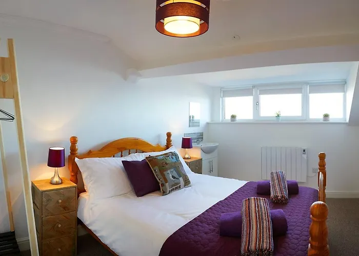 Denelea - Stunning Sea Views! شقة