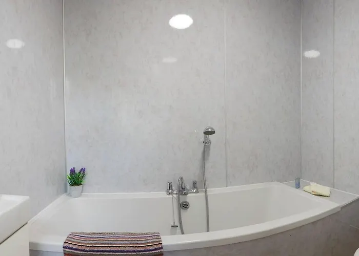 Denelea - Stunning Sea Views! * سكرابورو